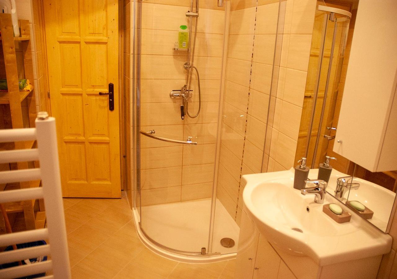 Apartman Western *